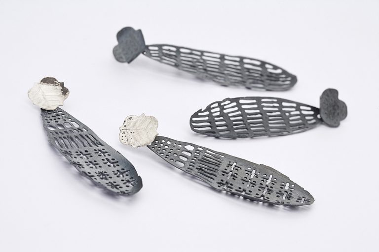 Boucle d'oreille Anna vlahos, argent, photo anna vlahos