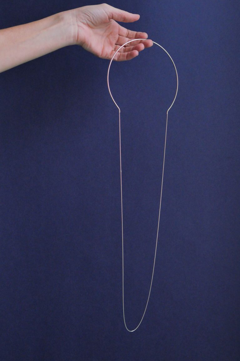 Collier-Yoko-takirai-long-souple-packshotw