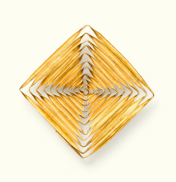 Spiral broche, argent, kazuko nishibayashi, photo kazukonishibayashi goldplatedj