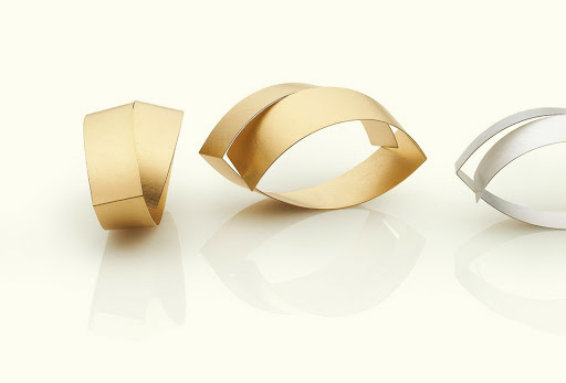 Claudia Hoppe, or 18ct, argent 950, Bracelets minimalistes jouant sur l'élasticité de l'argent