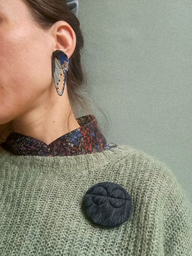 Broche Lore langendries et boucles Märta Mattssonweb