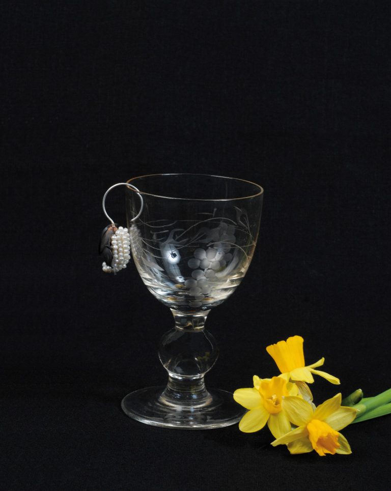 Vanites-Monika-Brugger-boucles-doreilles-argent-oxyde-shibushi-cuivre-oxyde-perles-deau-douce-fil-en-coton-1web