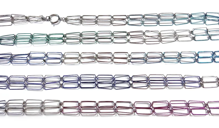 Collier Emma Gregory, 174BPM Curious transposition 2, acier La force des BPM en bijou