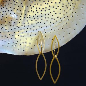 Boucles Sabine Herman Navette or jaune mat