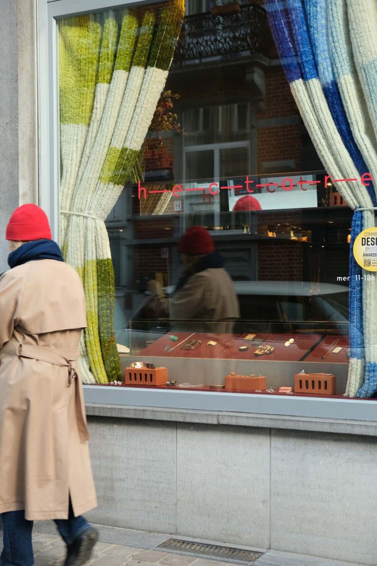 Trois pièces en enfilade vue d'exposition photo lou sautreau