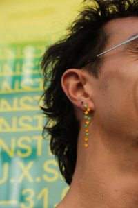 Boucles Xinyi chen Midnight maze orange et vert